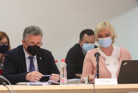 17. redna seja občinskega sveta občine Cerknica 13 FOTO LJUBO VUKELIČ